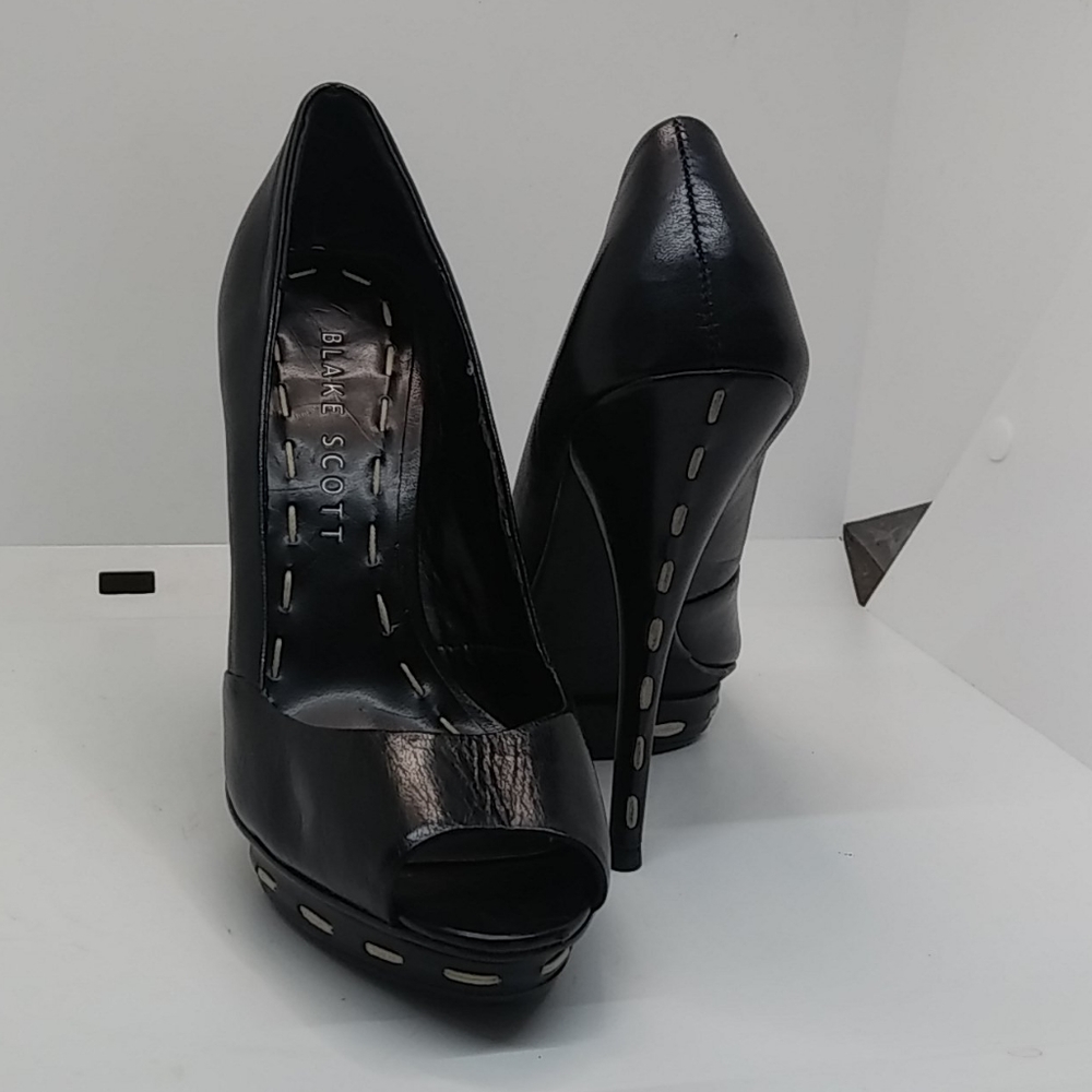 BLAKE SCOTT Stiletto